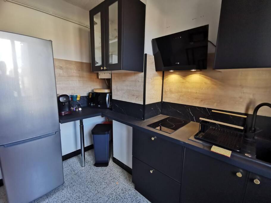 Appartement Tout Confort Refait A Neuf Moulins  Ngoại thất bức ảnh