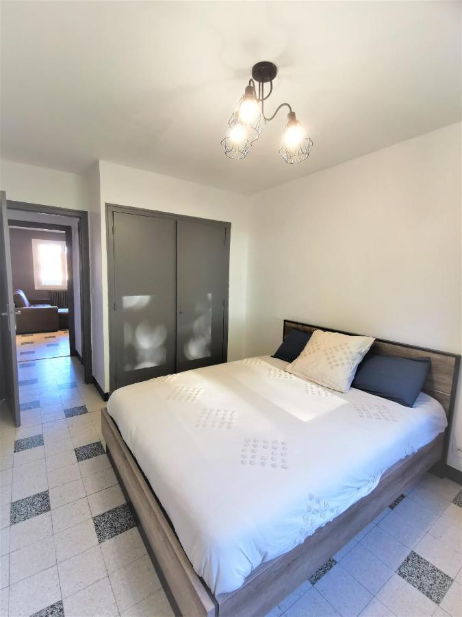 Appartement Tout Confort Refait A Neuf Moulins  Ngoại thất bức ảnh